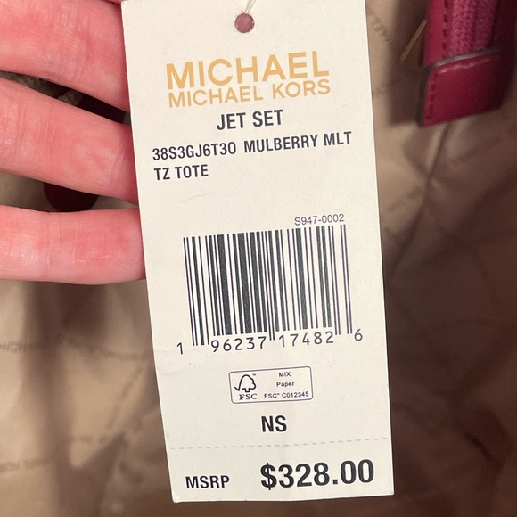 COPY - NWT Michael Kors Jet Set Mulberry Carry-All Tote - Picture 7 of 11